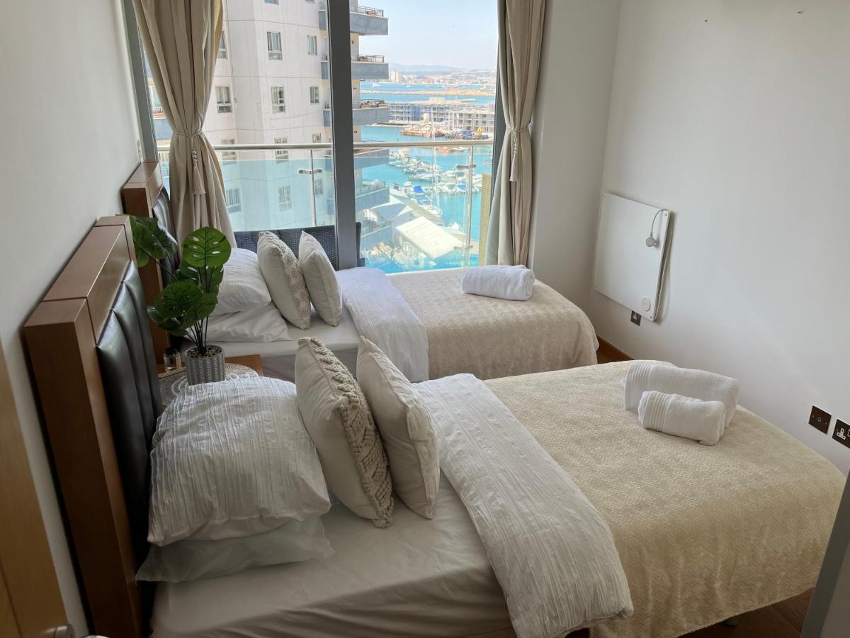 Ocean Village Lovely 2 Bedroom Apartment Cebelitarık Dış mekan fotoğraf