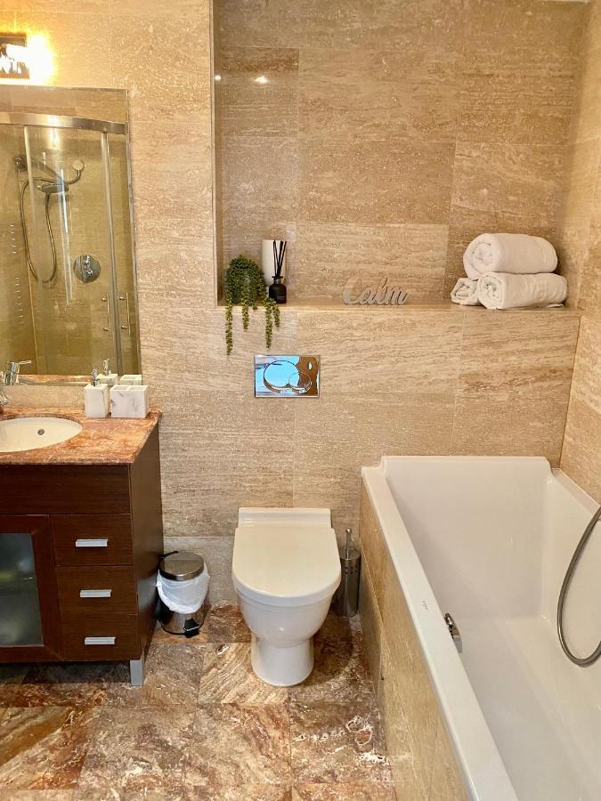 Ocean Village Lovely 2 Bedroom Apartment Cebelitarık Dış mekan fotoğraf